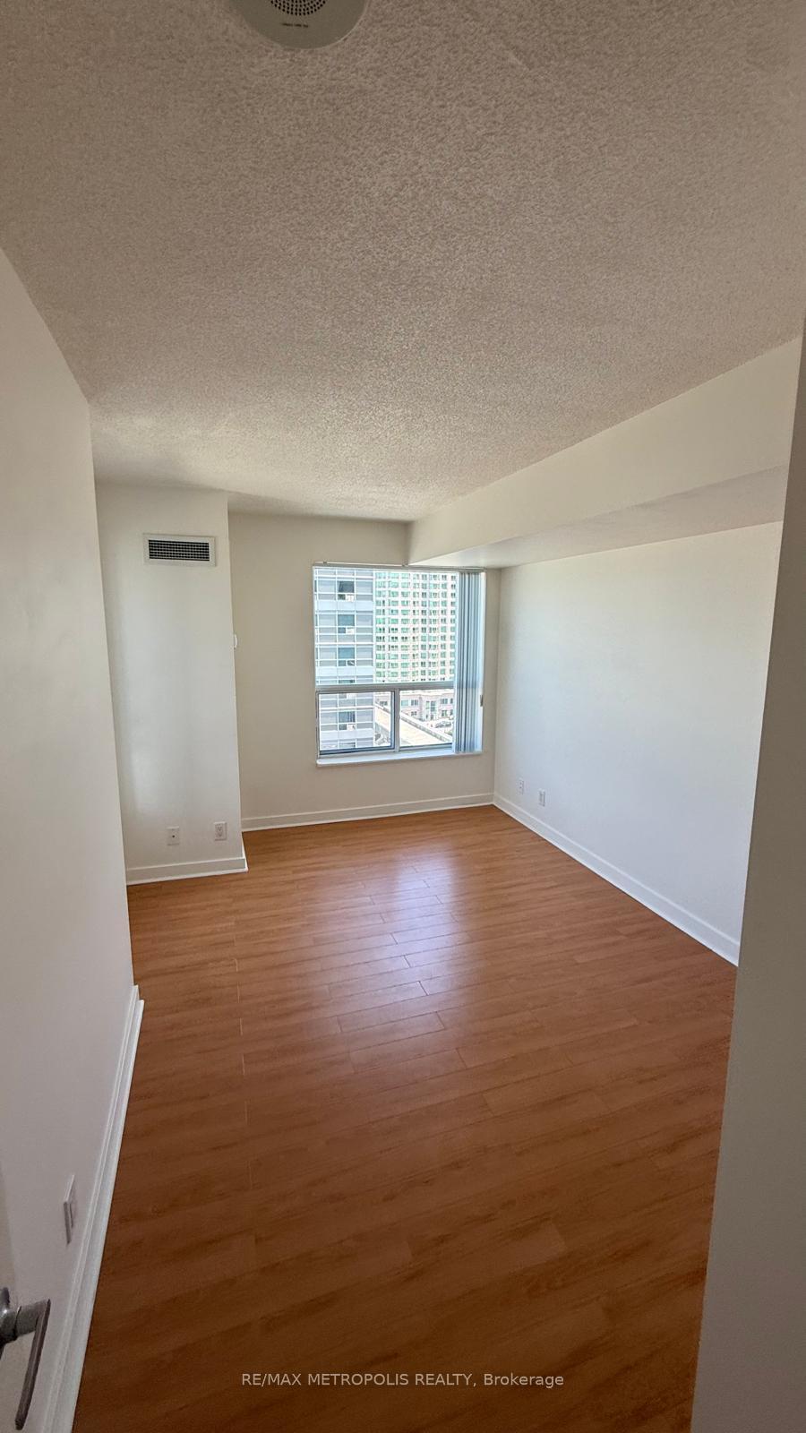 Photo 7 of Unit 1203, 36 Lee Centre Drive, Scarborough, Woburn — HOMEH