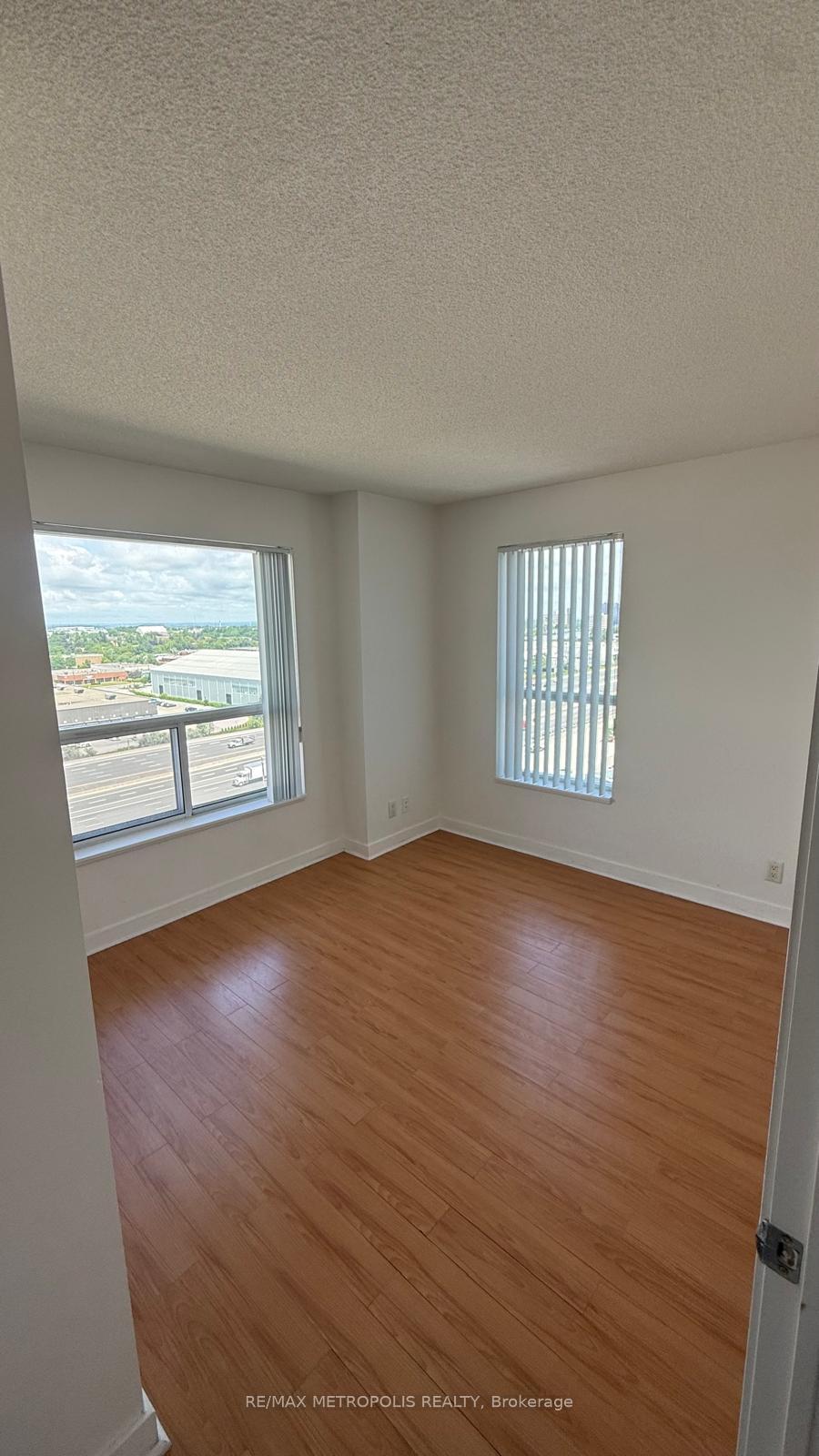 Photo 8 of Unit 1203, 36 Lee Centre Drive, Scarborough, Woburn — HOMEH