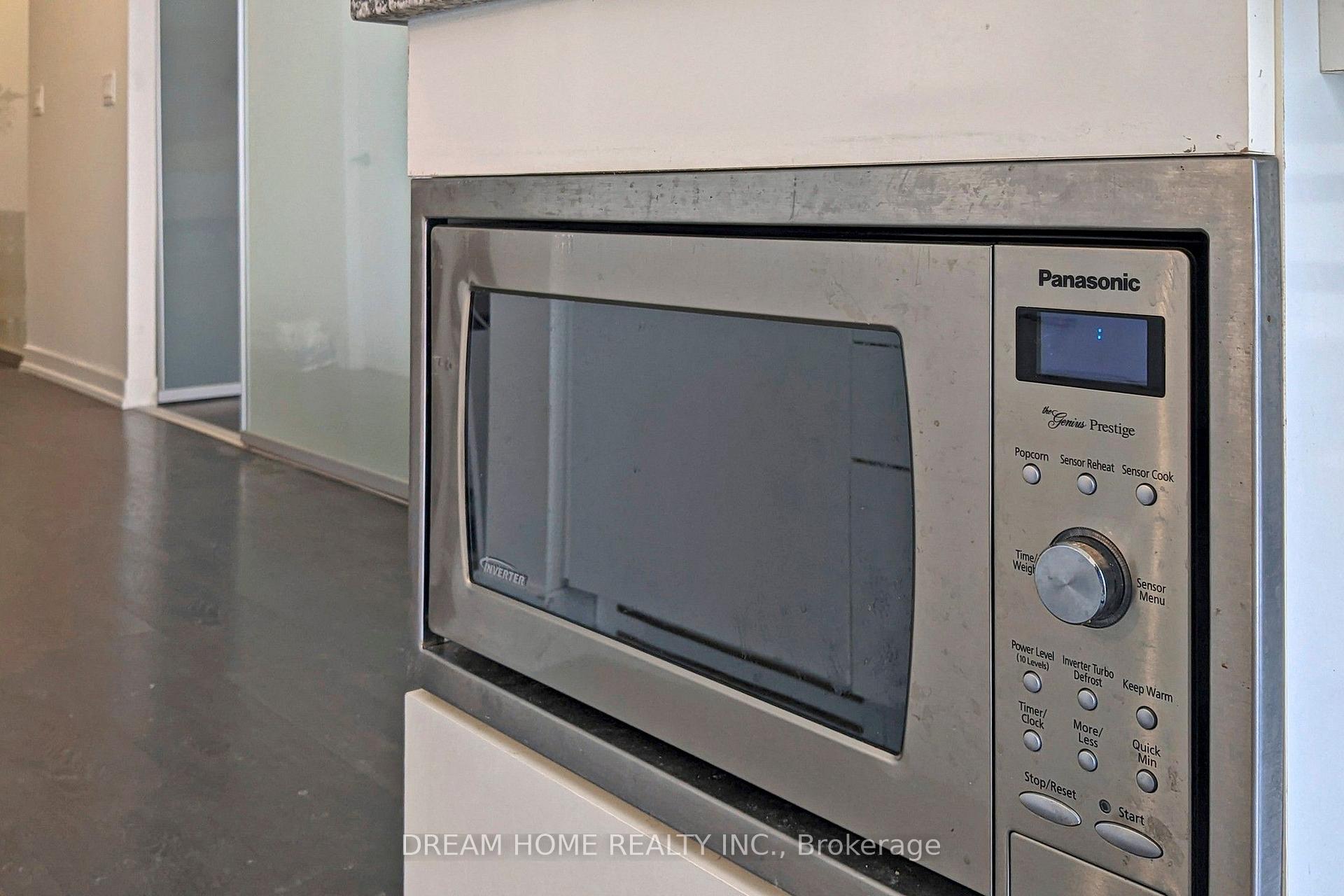 Photo 4 of Unit Ph310, 426 University Avenue, Toronto, Kensington-Chinatown — HOMEH