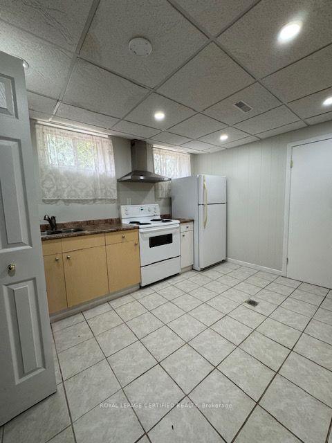 Photo 3 of Unit Lower Unit, 2171 Corsair Road, Mississauga, Cooksville — HOMEH