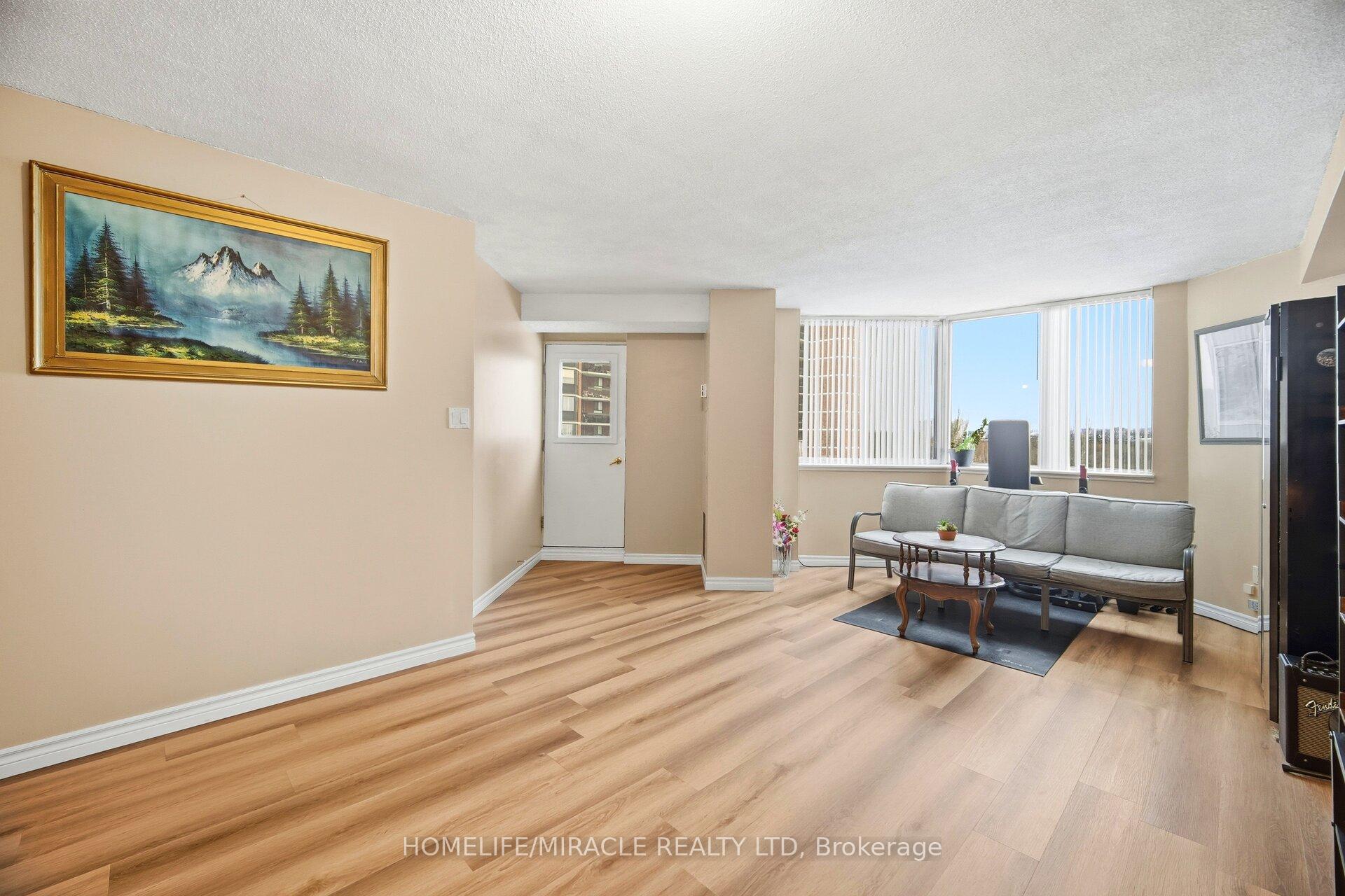 Photo 4 of Unit 610, 234 Albion Road, Etobicoke, Elms-Old Rexdale — HOMEH