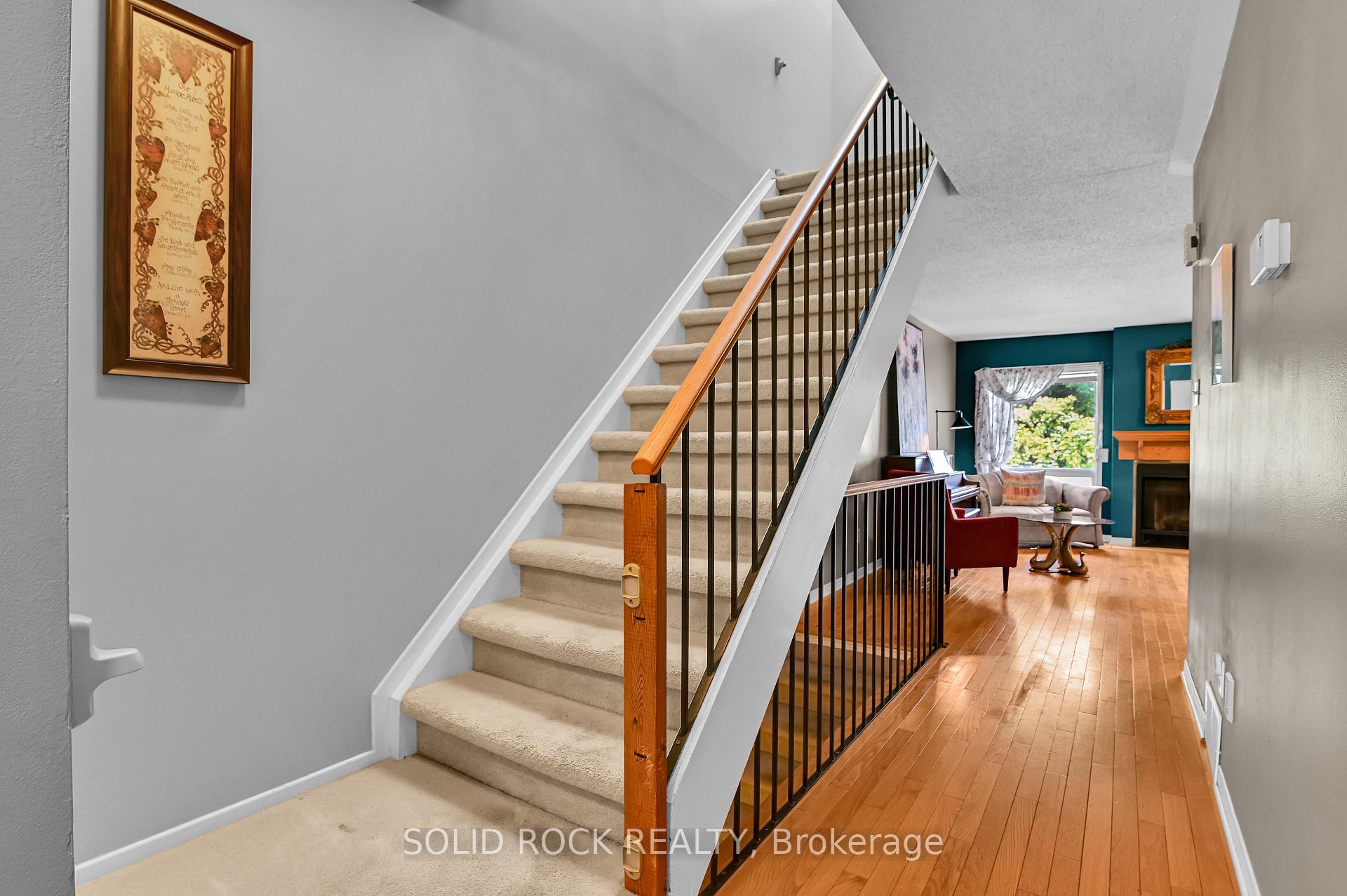 Photo 6 of 74 Pickwick Drive, Ottawa, Barrhaven - Cedargrove/Fraserdale — HOMEH