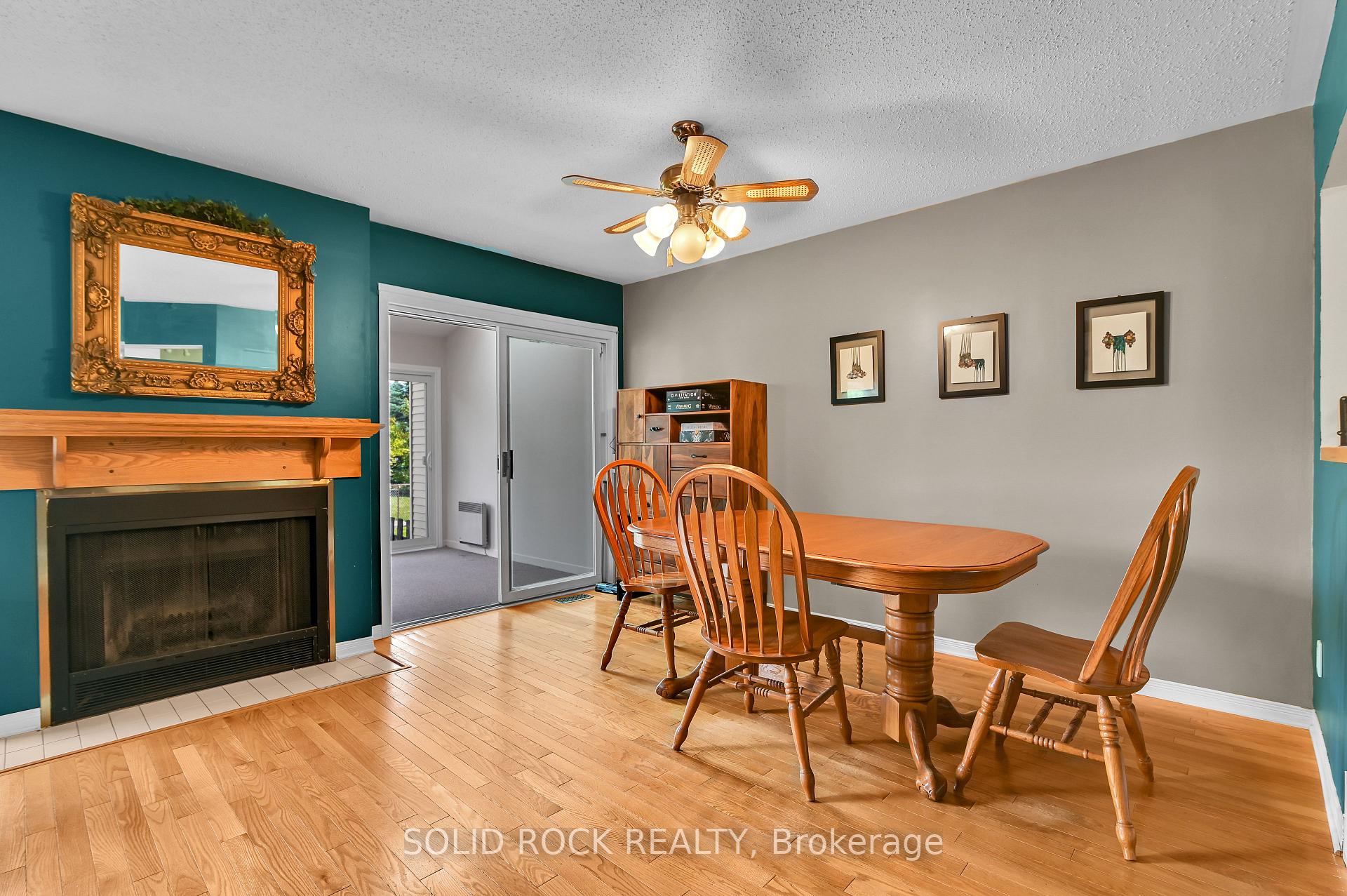 Photo 10 of 74 Pickwick Drive, Ottawa, Barrhaven - Cedargrove/Fraserdale — HOMEH
