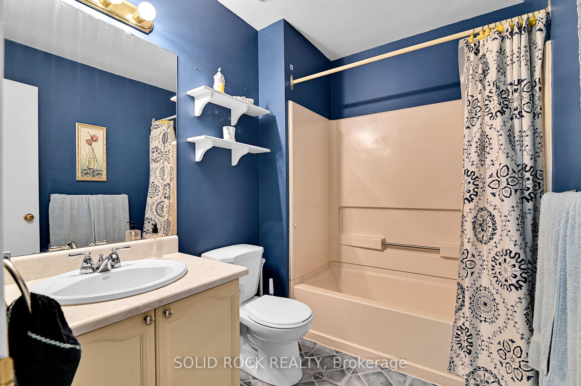 Photo 24 of 74 Pickwick Drive, Ottawa, Barrhaven - Cedargrove/Fraserdale — HOMEH