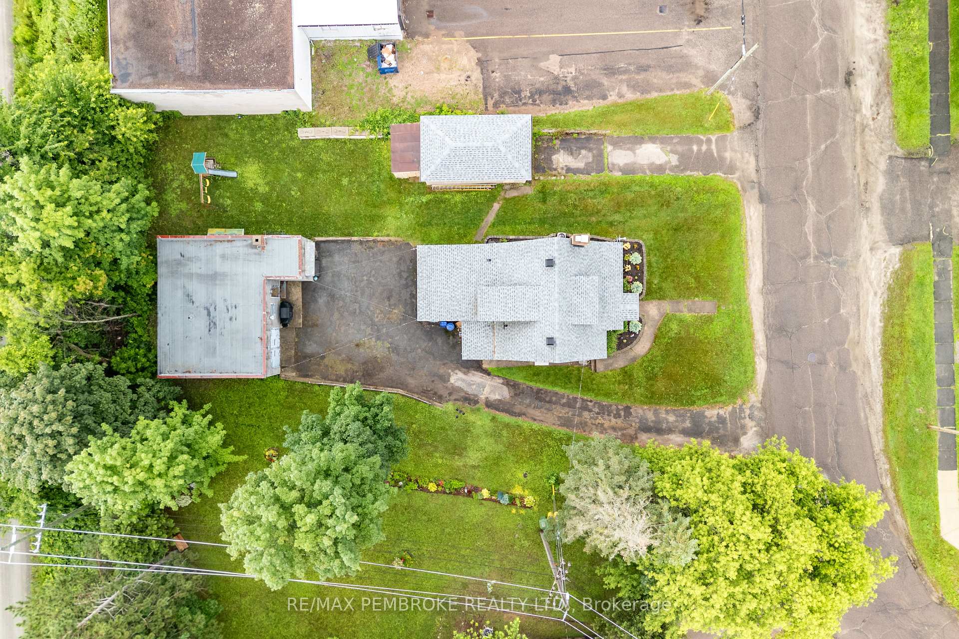 Photo 38 of 739 Front Street, Pembroke, Pembroke — HOMEH