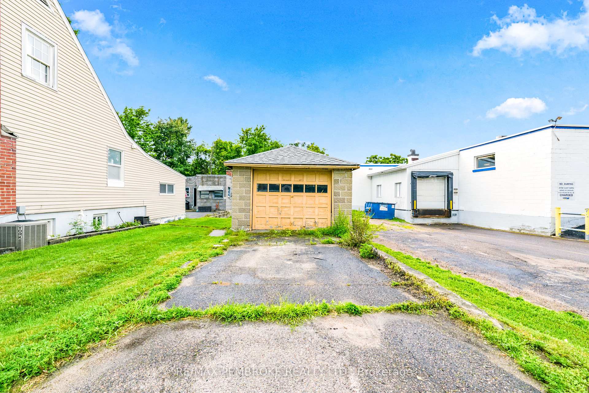 Photo 40 of 739 Front Street, Pembroke, Pembroke — HOMEH