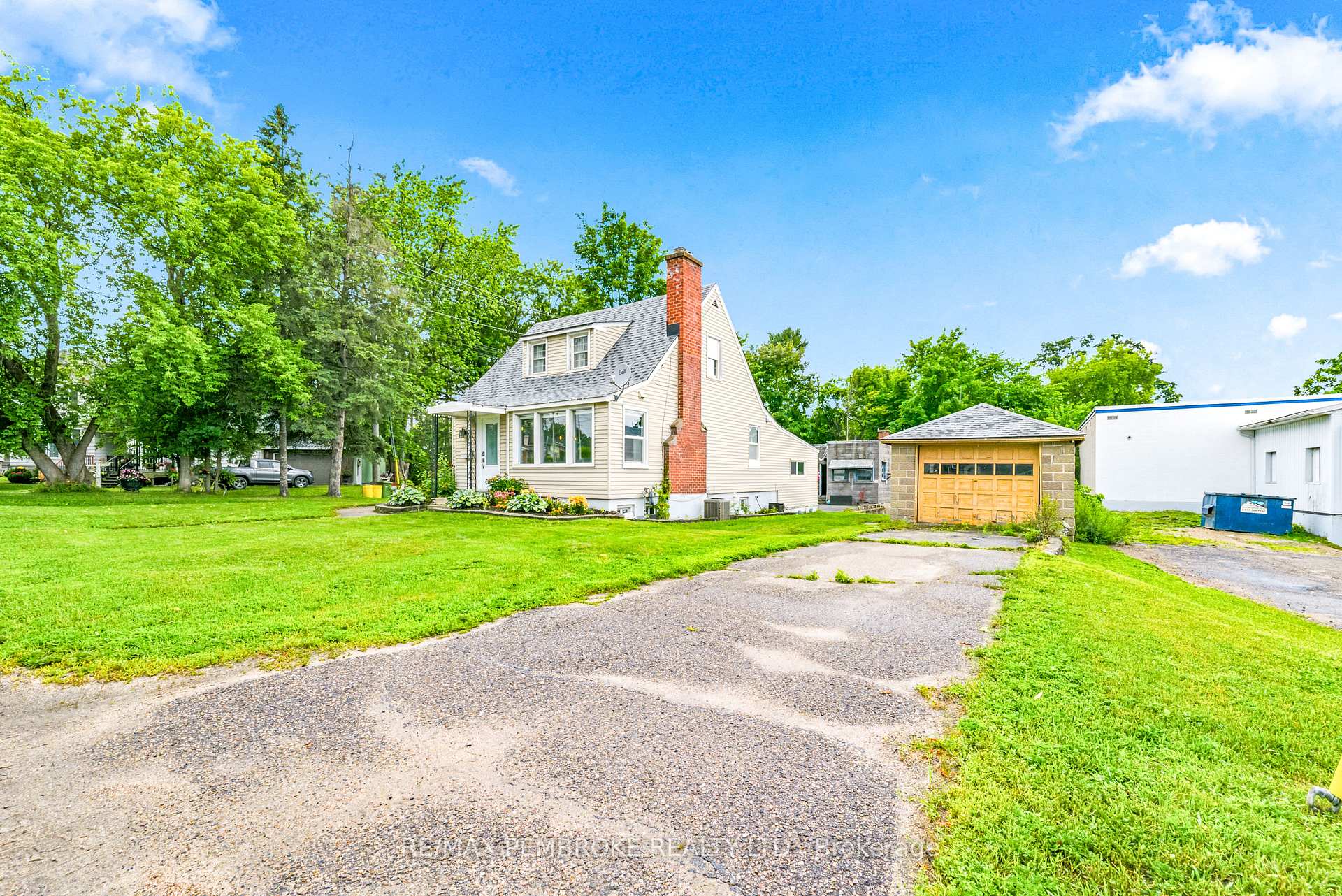 Photo 43 of 739 Front Street, Pembroke, Pembroke — HOMEH