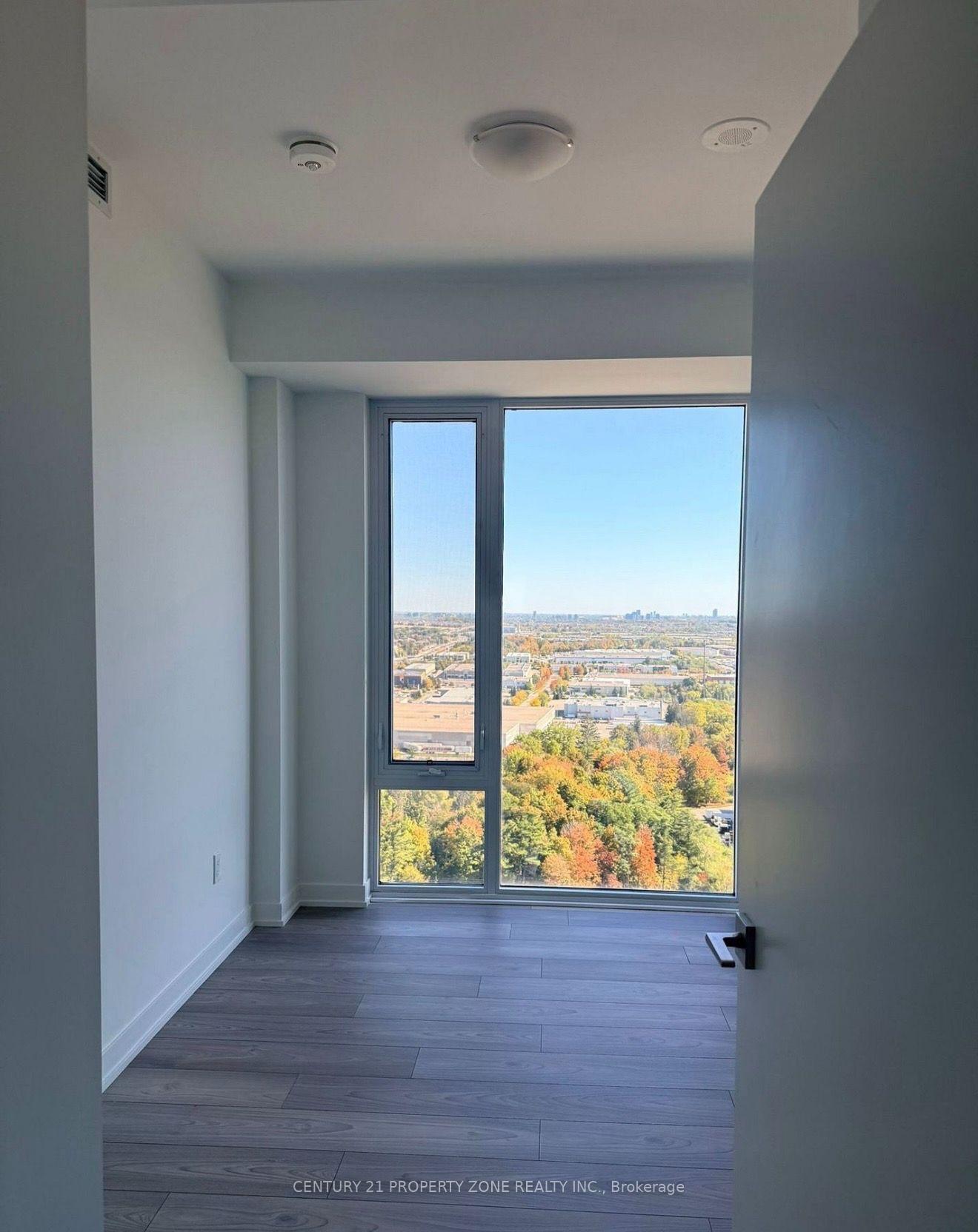 Photo 4 of Unit 2405, 474 Caldari Road, Vaughan, Concord — HOMEH