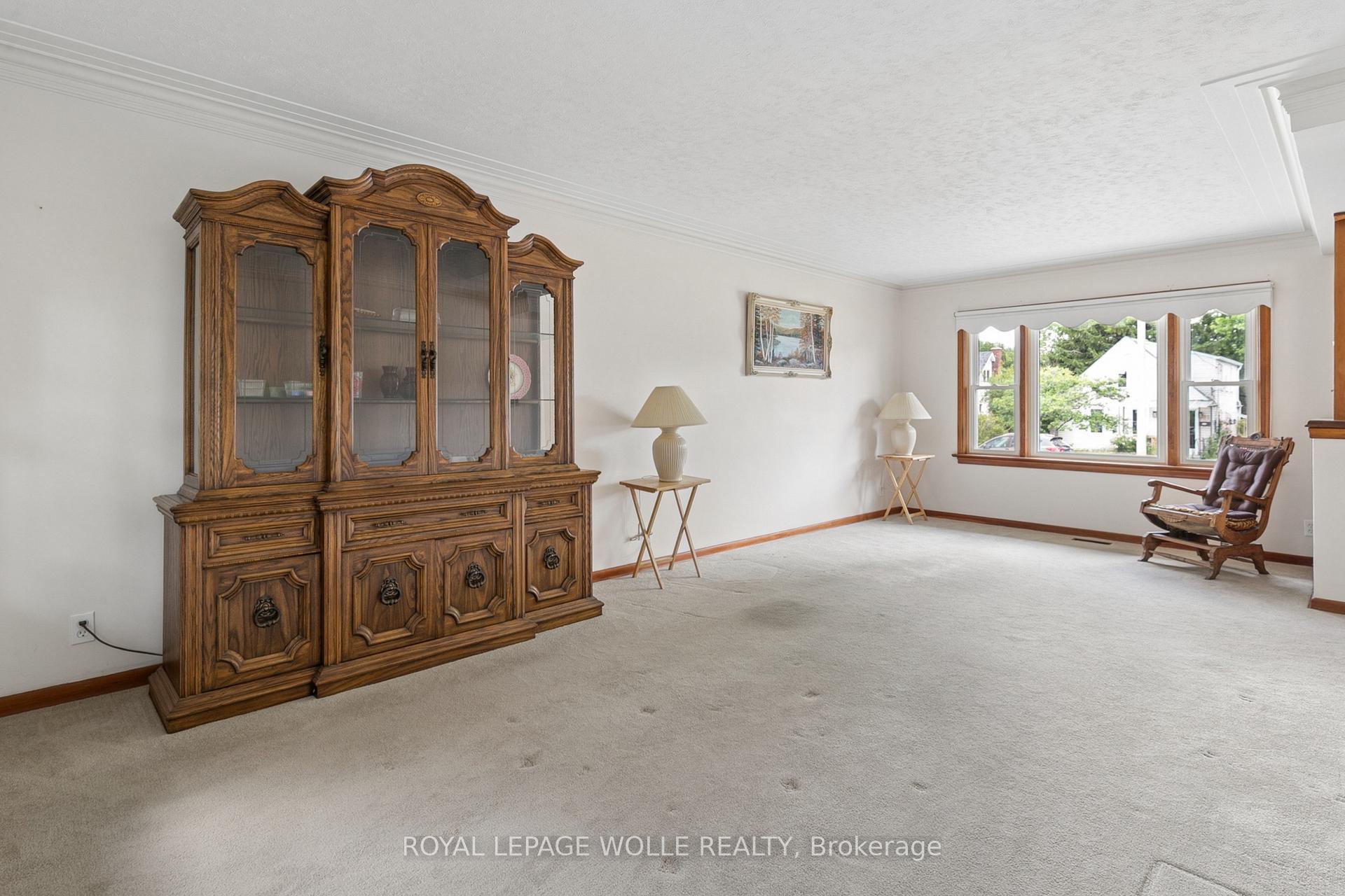 Photo 8 of 74 Ross Avenue, Kitchener, Eastwood — HOMEH