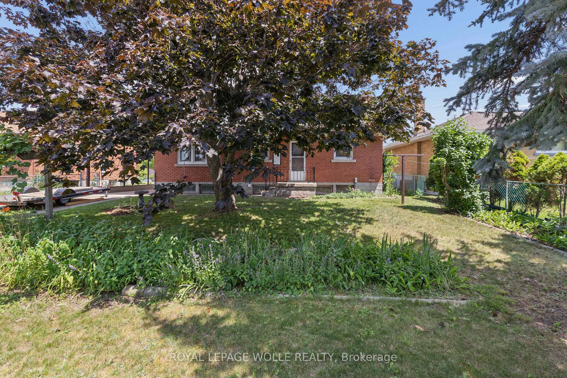 Photo 24 of 74 Ross Avenue, Kitchener, Eastwood — HOMEH