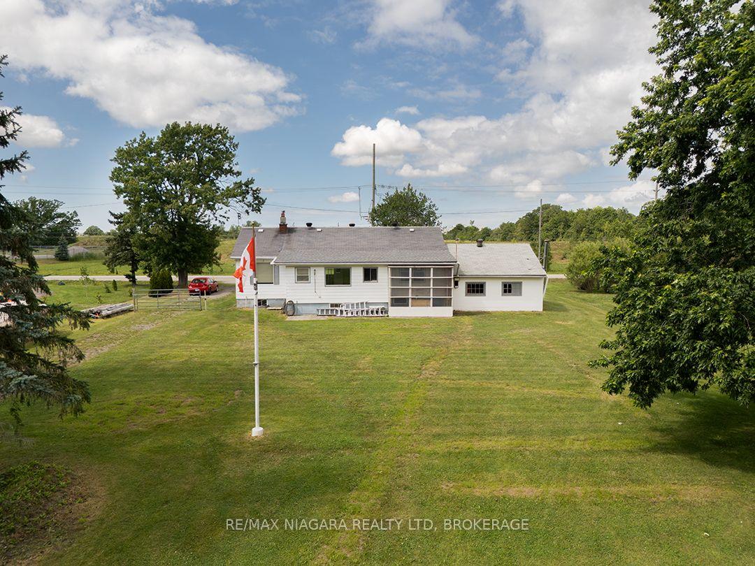 Photo 3 of 160 Barrick Road, Port Colborne, Main Street — HOMEH