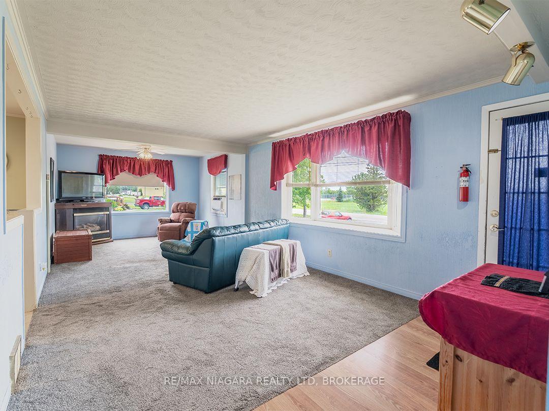Photo 7 of 160 Barrick Road, Port Colborne, Main Street — HOMEH