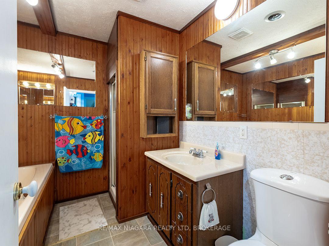 Photo 16 of 160 Barrick Road, Port Colborne, Main Street — HOMEH