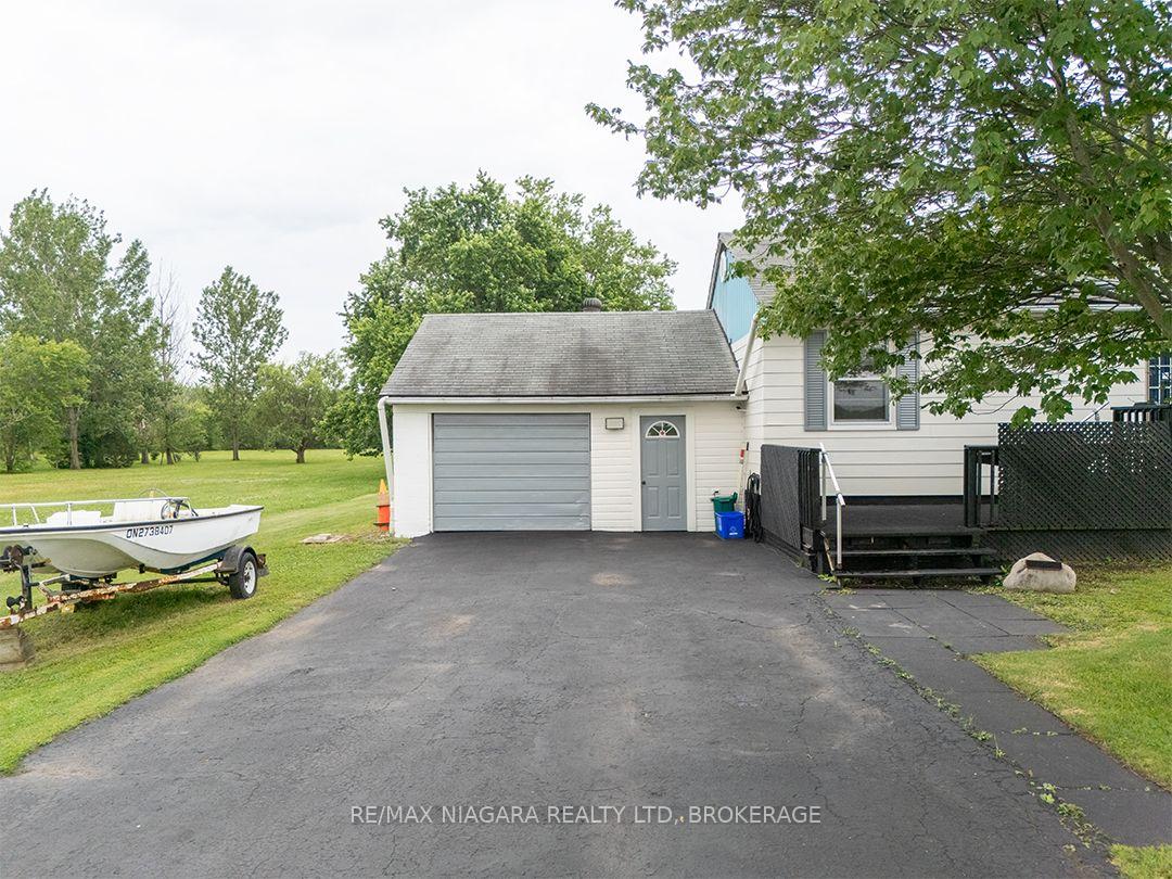 Photo 31 of 160 Barrick Road, Port Colborne, Main Street — HOMEH