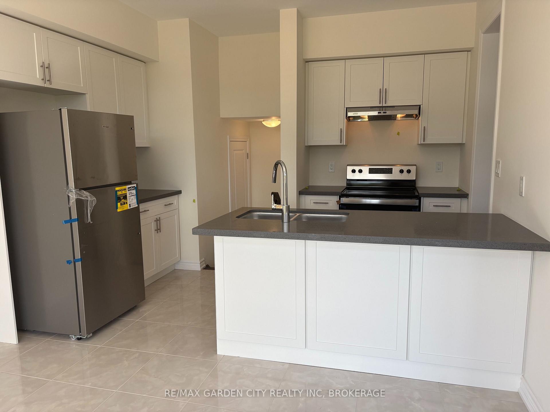 Photo 14 of 31 Postill Street, Brant, Paris — HOMEH