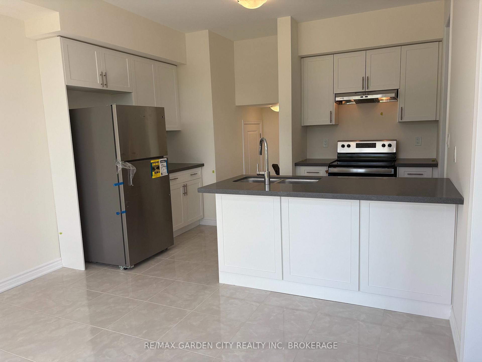 Photo 15 of 31 Postill Street, Brant, Paris — HOMEH