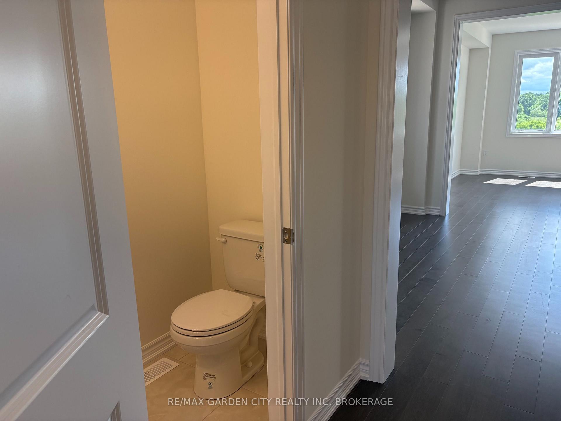Photo 21 of 31 Postill Street, Brant, Paris — HOMEH