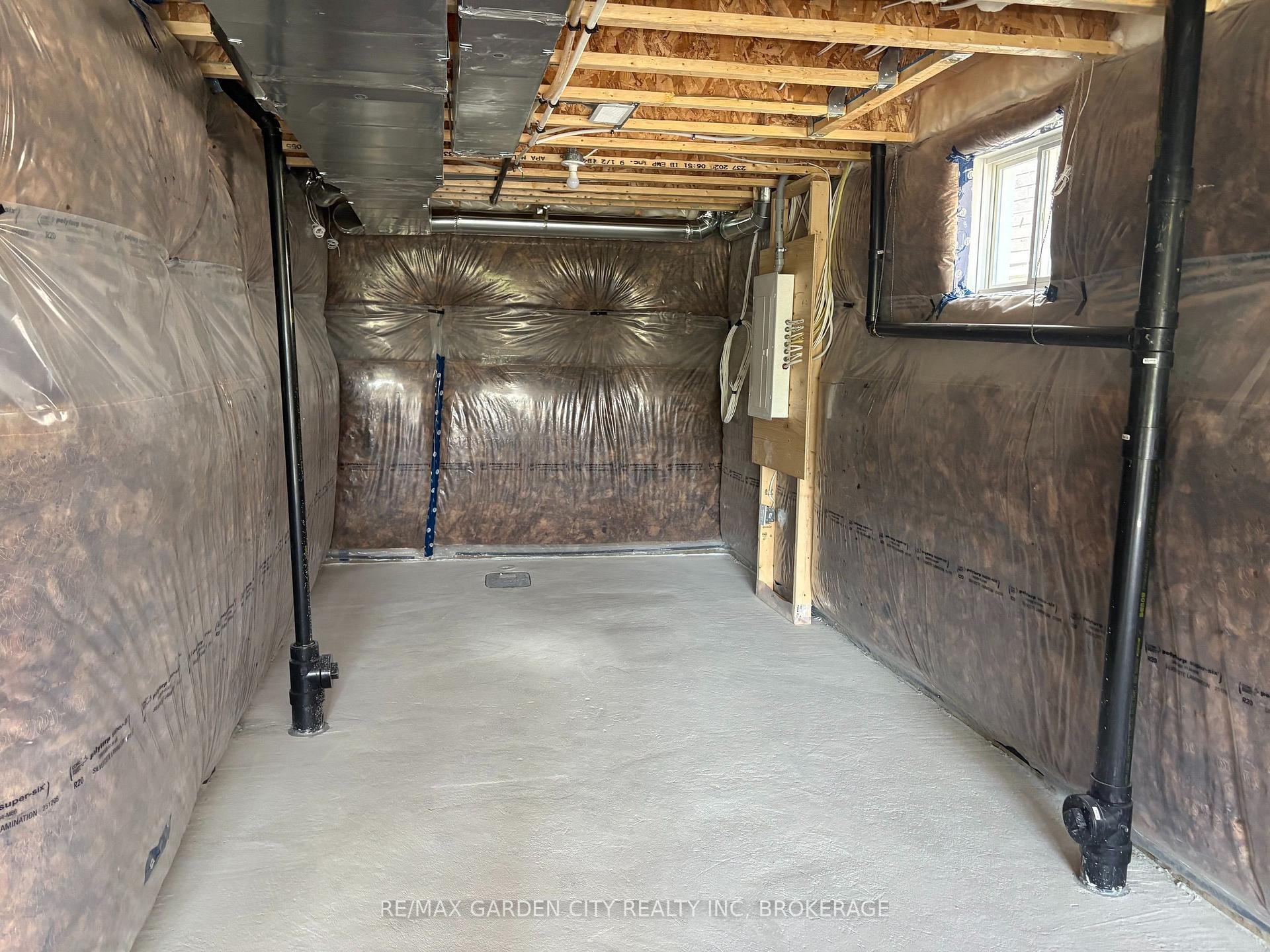 Photo 43 of 31 Postill Street, Brant, Paris — HOMEH