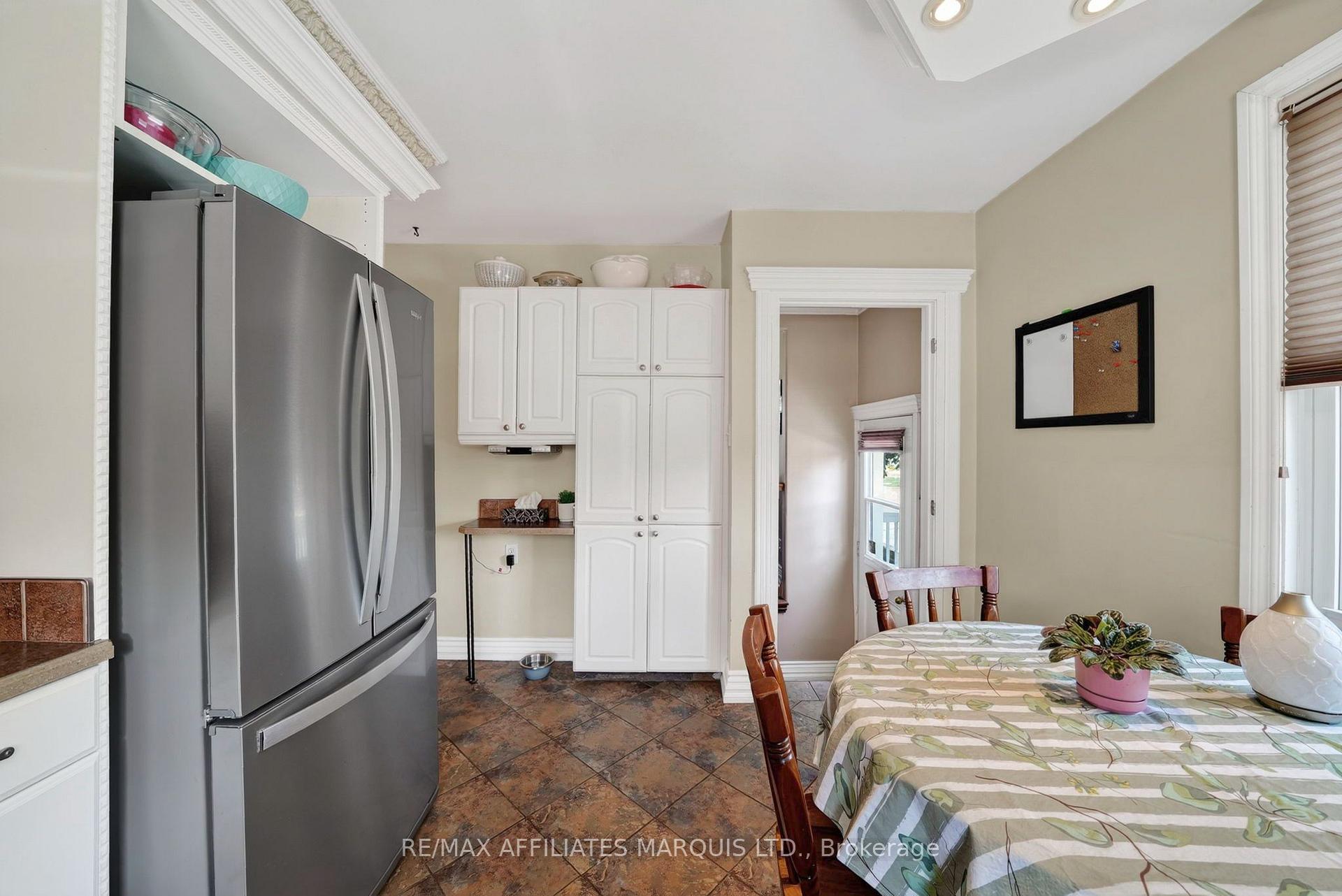Photo 11 of 300 Gardner Avenue, Cornwall, Cornwall — HOMEH
