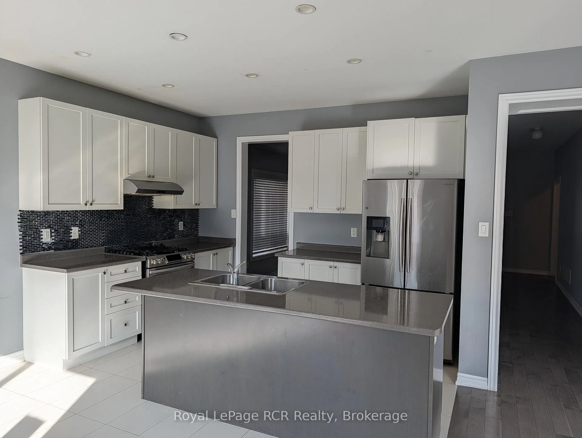 Photo 4 of 125 Morden Drive, Shelburne — HOMEH