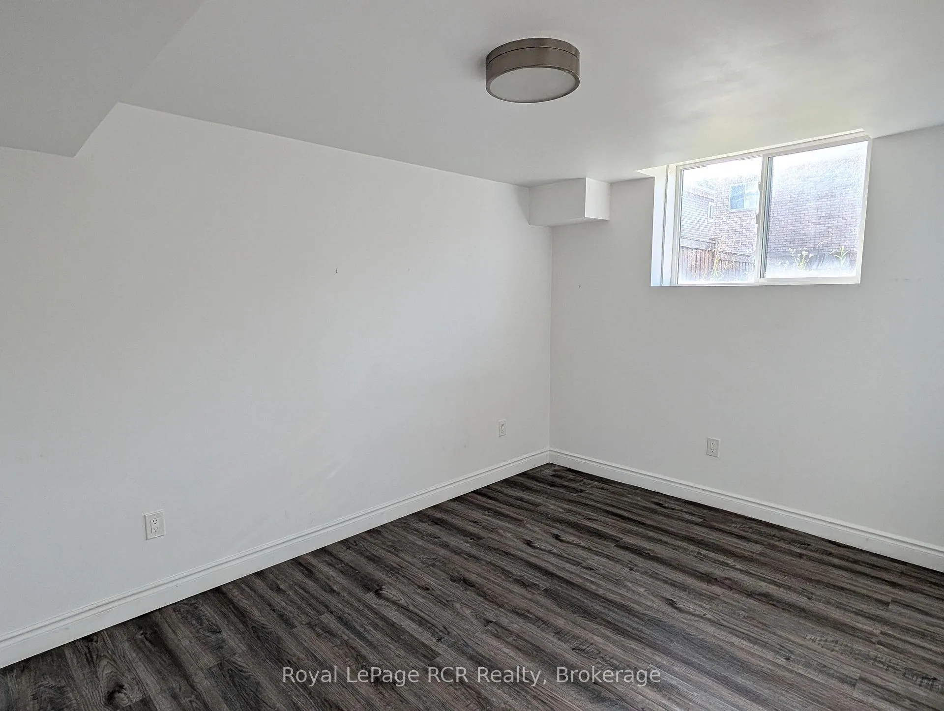 Photo 18 of 125 Morden Drive, Shelburne — HOMEH