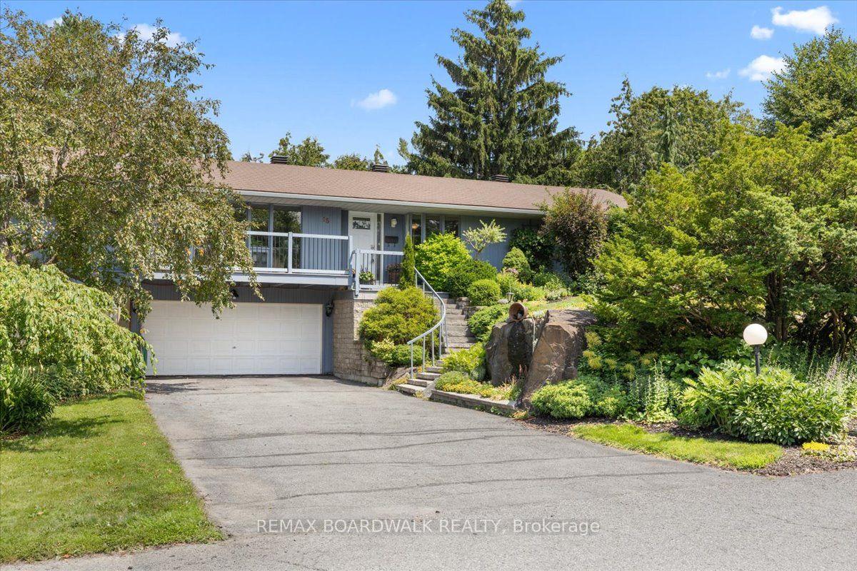 Photo 1 of 15 Selwyn Crescent, Ottawa, Kanata - Beaverbrook — HOMEH
