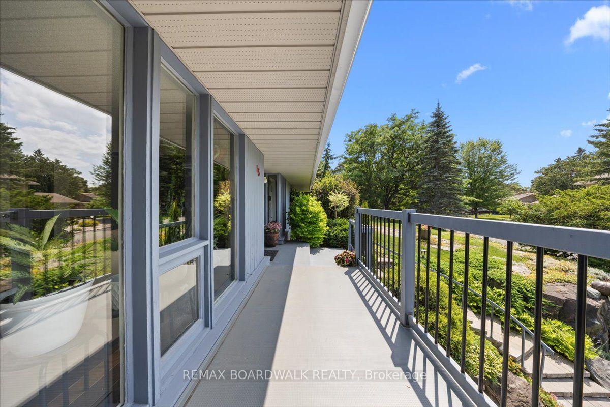 Photo 5 of 15 Selwyn Crescent, Ottawa, Kanata - Beaverbrook — HOMEH
