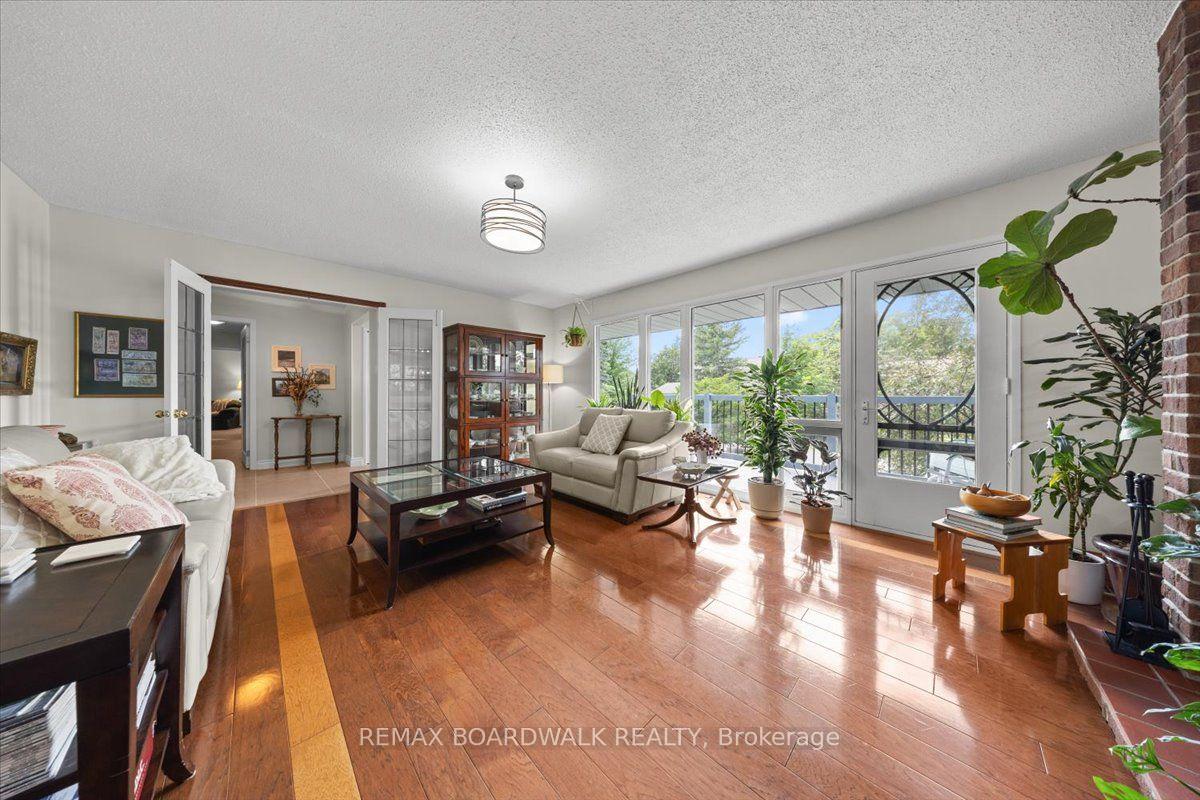 Photo 7 of 15 Selwyn Crescent, Ottawa, Kanata - Beaverbrook — HOMEH