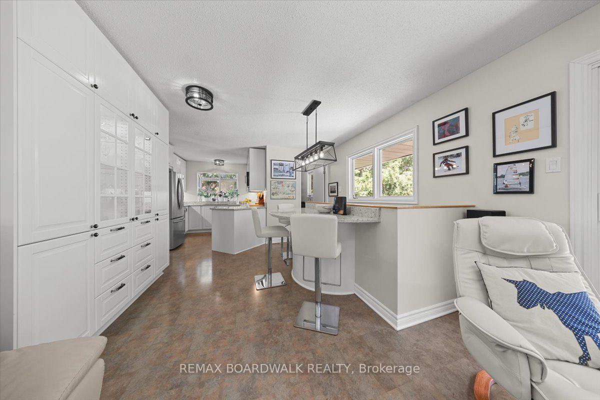 Photo 11 of 15 Selwyn Crescent, Ottawa, Kanata - Beaverbrook — HOMEH