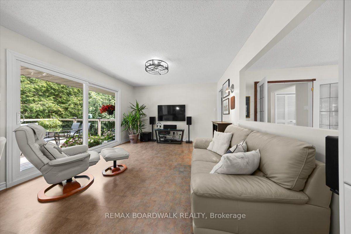 Photo 22 of 15 Selwyn Crescent, Ottawa, Kanata - Beaverbrook — HOMEH