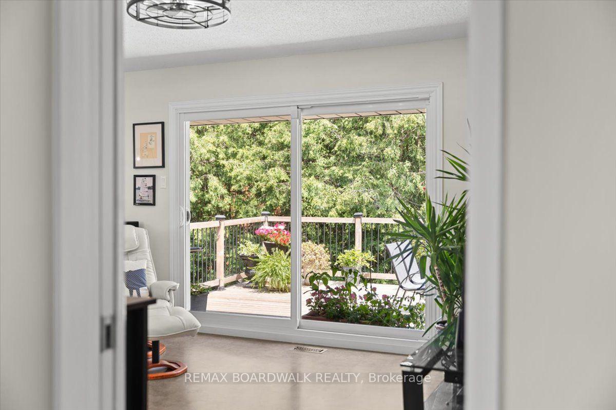 Photo 24 of 15 Selwyn Crescent, Ottawa, Kanata - Beaverbrook — HOMEH
