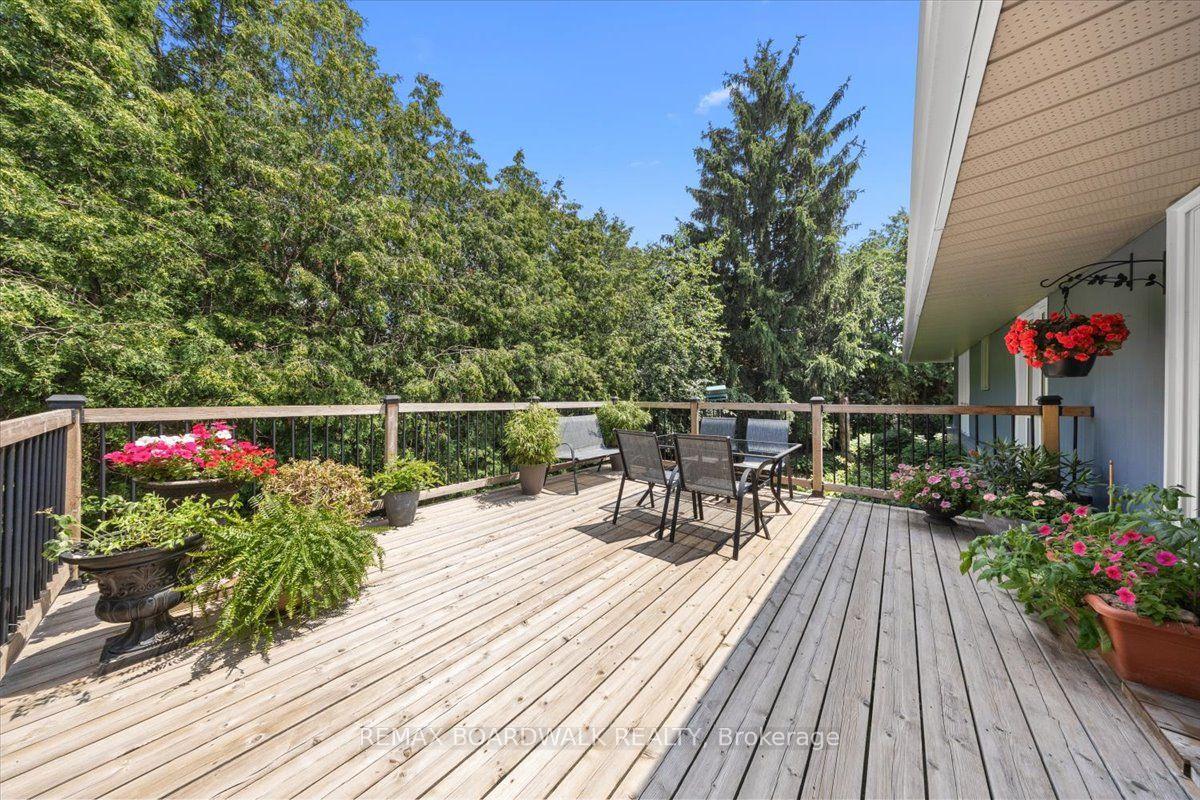 Photo 25 of 15 Selwyn Crescent, Ottawa, Kanata - Beaverbrook — HOMEH