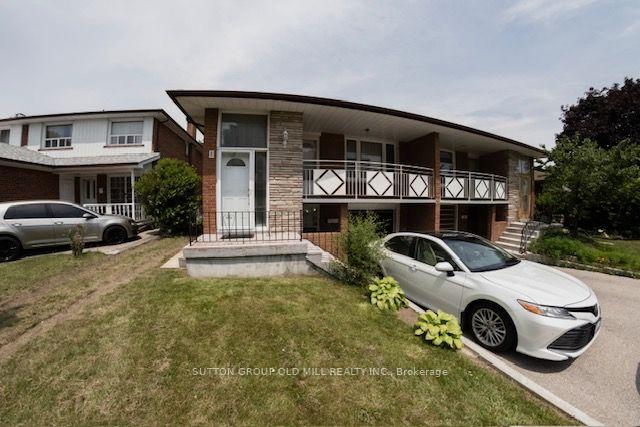 Photo 1 of 8 Richgrove Drive, Etobicoke, Willowridge-Martingrove-Richview — HOMEH