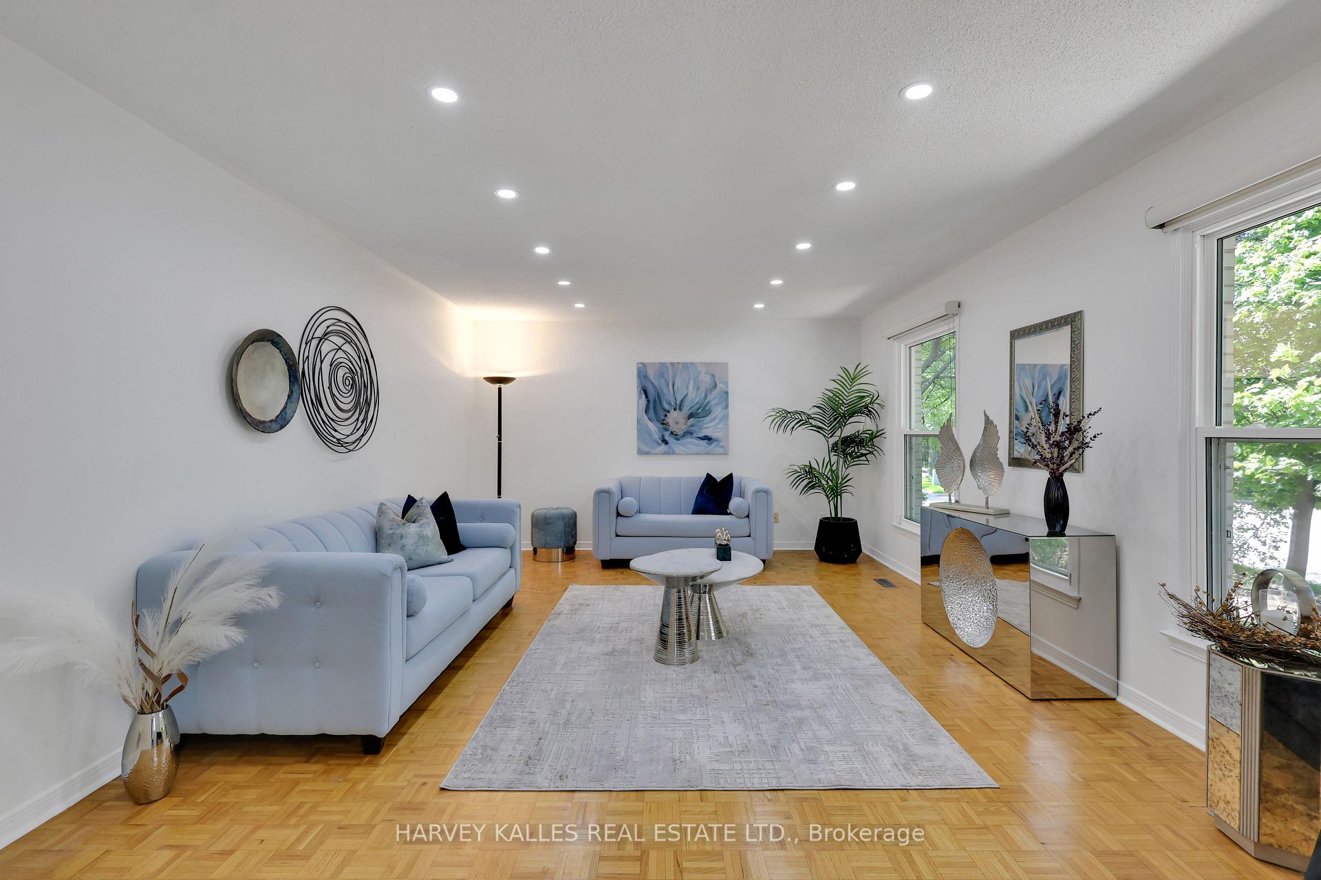 Photo 3 of 62 Aberfeldy Crescent, Markham, German Mills — HOMEH