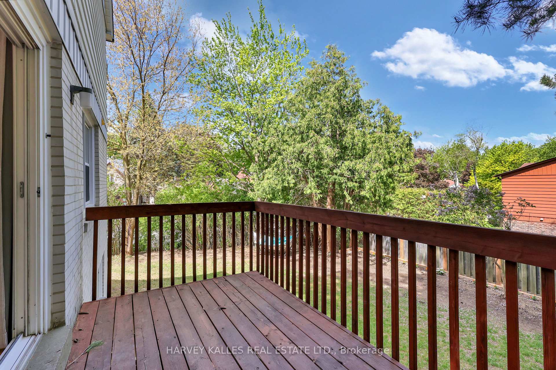 Photo 10 of 62 Aberfeldy Crescent, Markham, German Mills — HOMEH