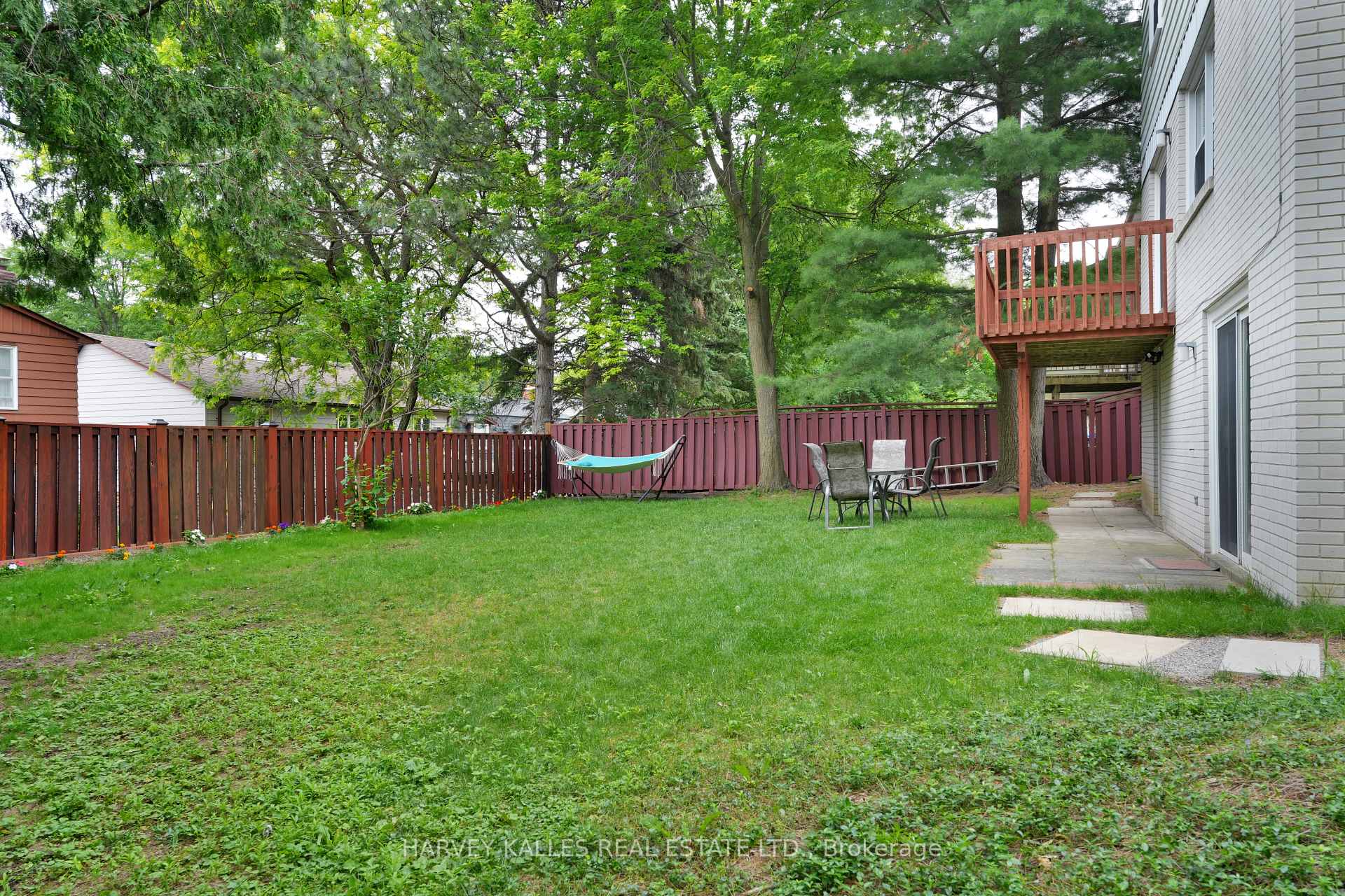 Photo 24 of 62 Aberfeldy Crescent, Markham, German Mills — HOMEH