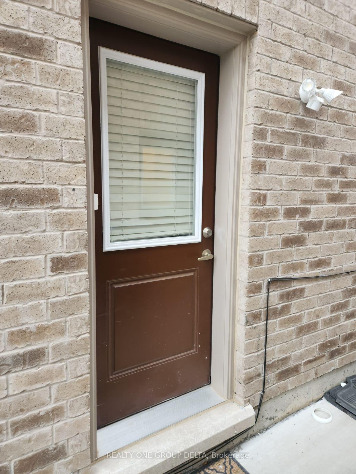 Photo 3 of 6 Quinton (Lower) Ridge, Brampton, Bram West — HOMEH