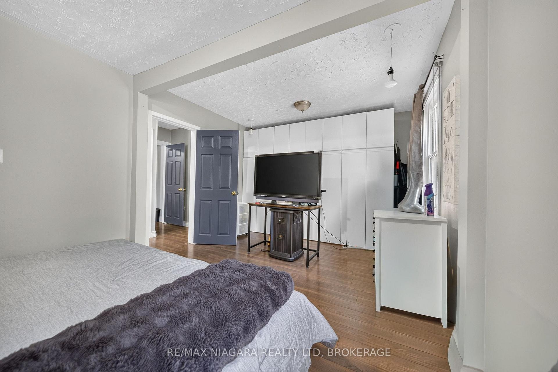 Photo 32 of 30 Shotwell Street, Welland, Prince Charles — HOMEH