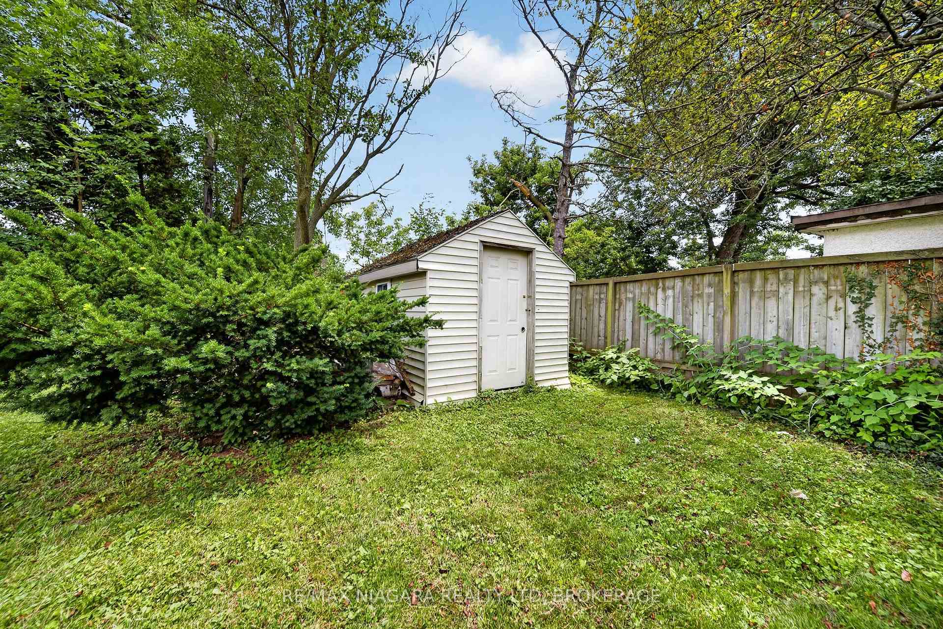 Photo 43 of 30 Shotwell Street, Welland, Prince Charles — HOMEH
