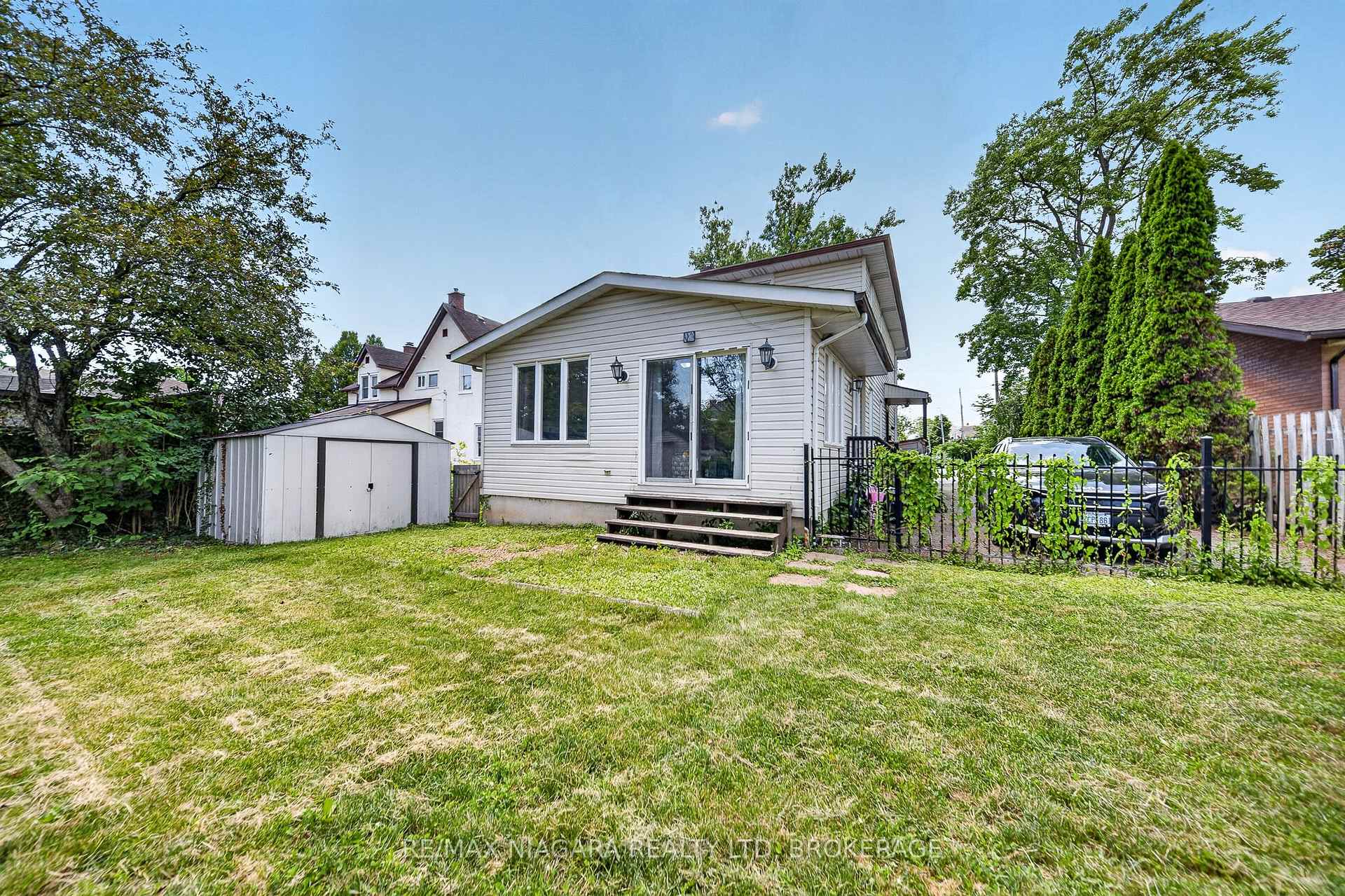 Photo 46 of 30 Shotwell Street, Welland, Prince Charles — HOMEH