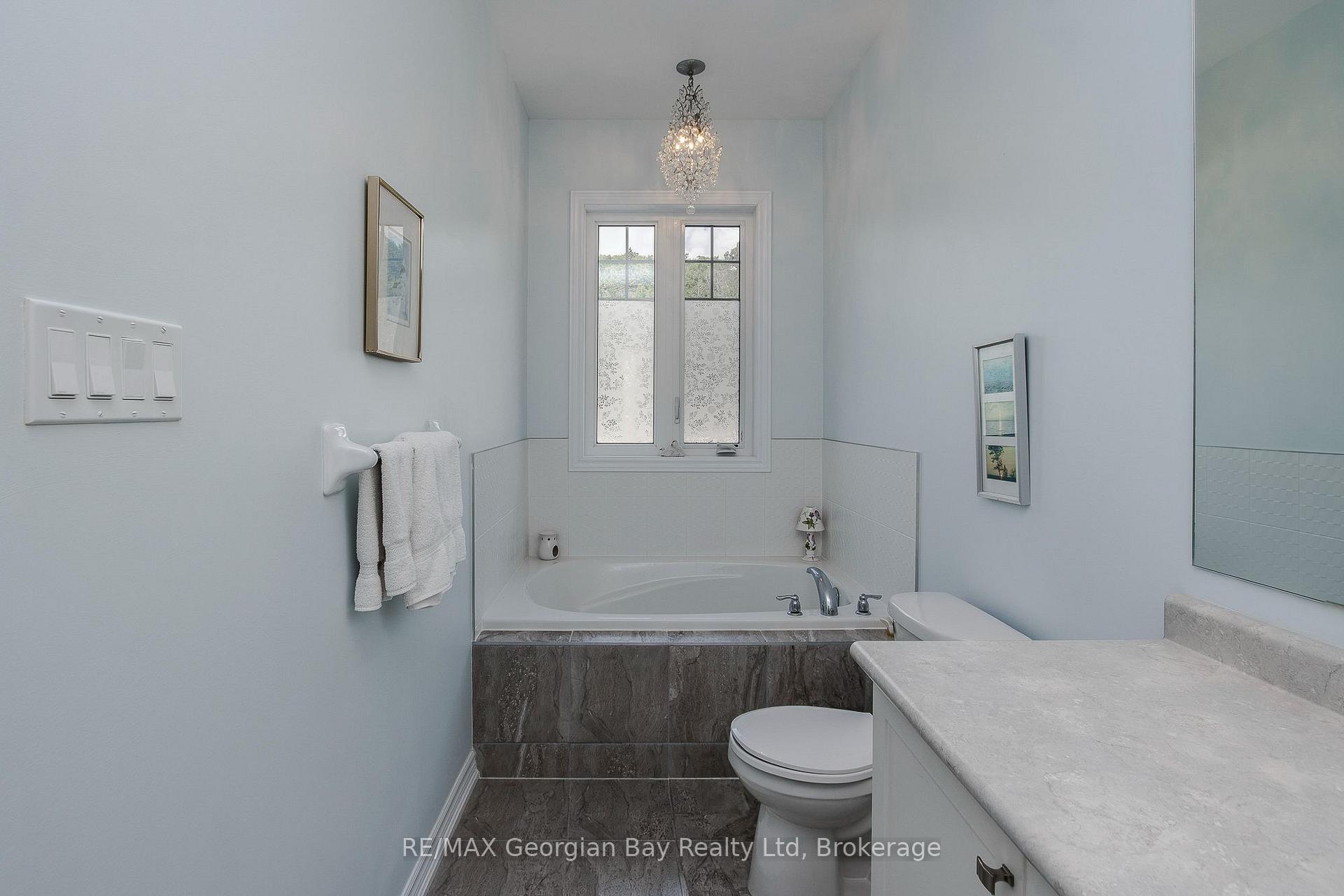 Photo 17 of 4 Chatten Court, Midland — HOMEH