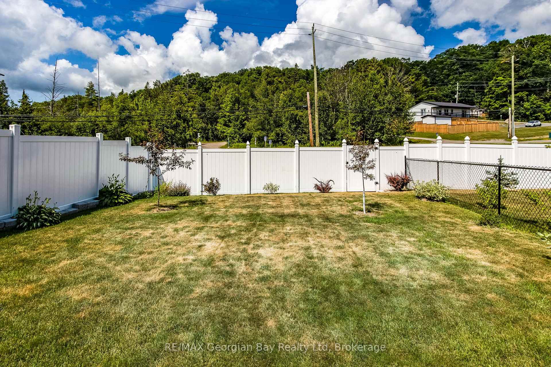 Photo 23 of 4 Chatten Court, Midland — HOMEH