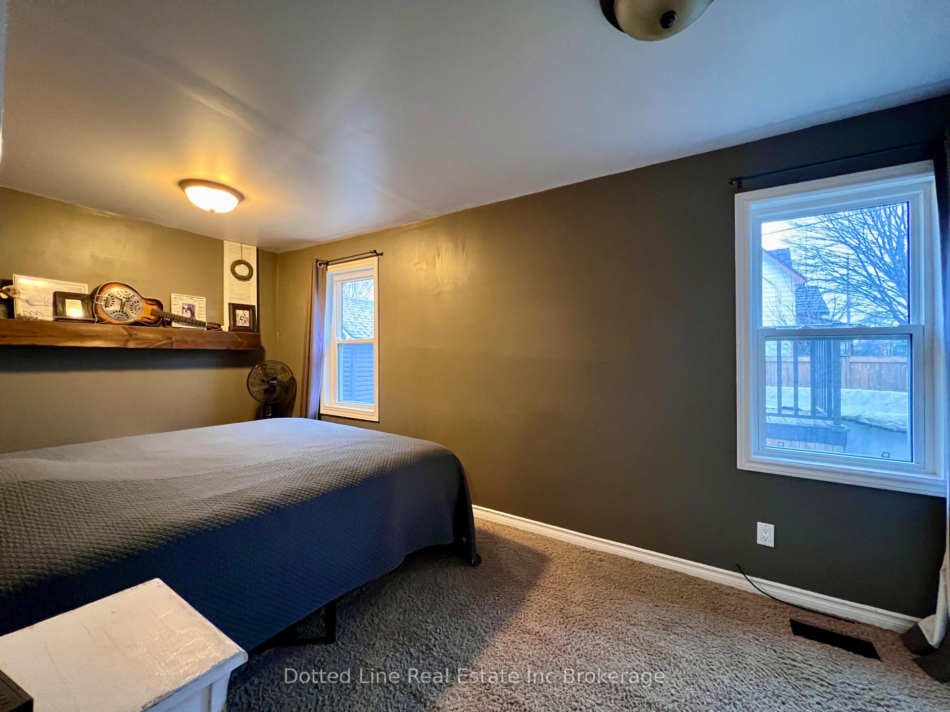 Photo 6 of 19 Wolf Street, Tillsonburg — HOMEH