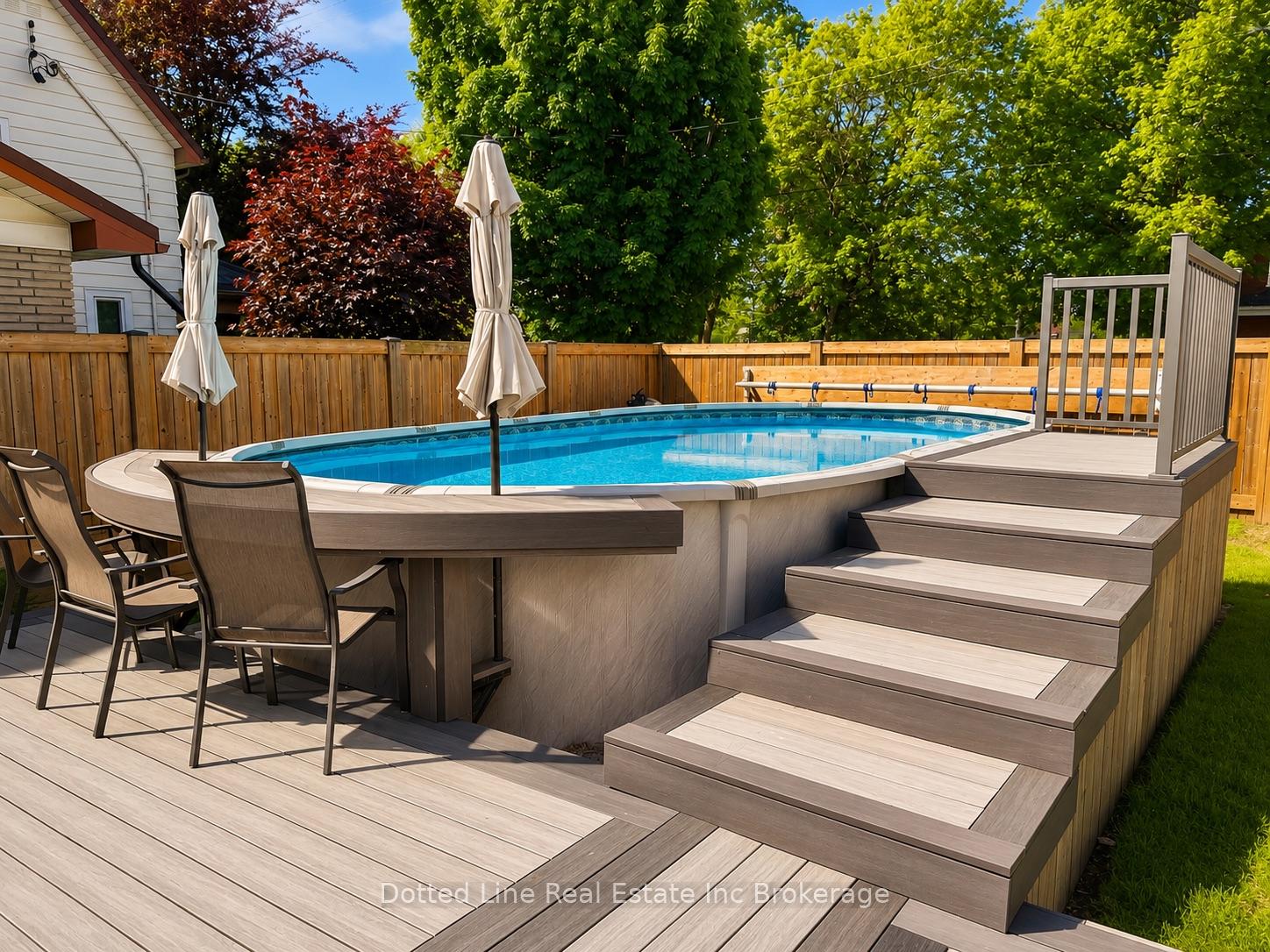 Photo 11 of 19 Wolf Street, Tillsonburg — HOMEH