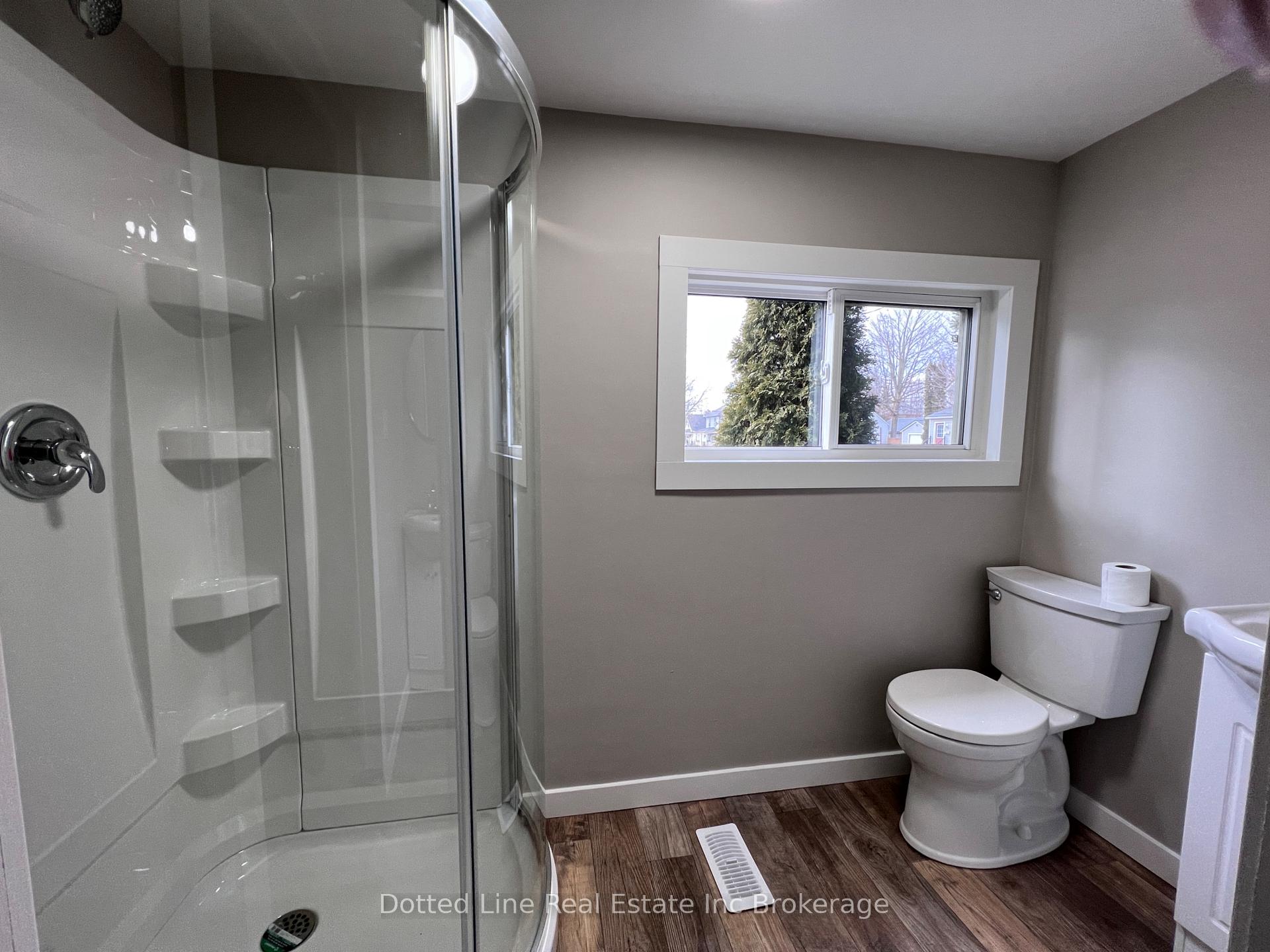 Photo 17 of 19 Wolf Street, Tillsonburg — HOMEH