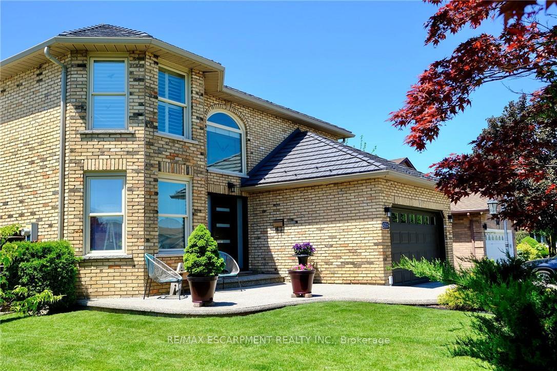 Photo 3 of 6 Regal Drive, Hamilton, Rushdale — HOMEH