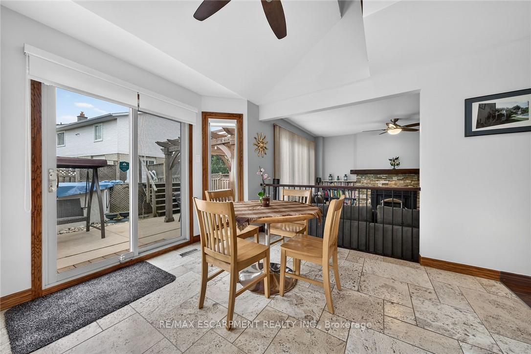 Photo 13 of 6 Regal Drive, Hamilton, Rushdale — HOMEH