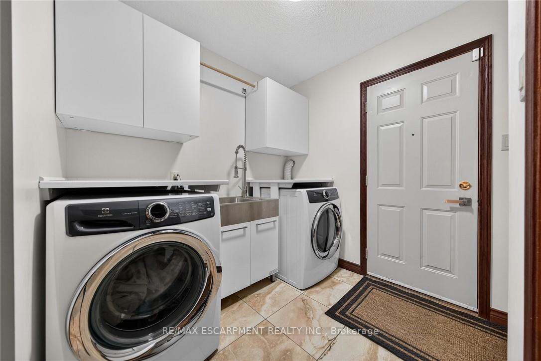 Photo 16 of 6 Regal Drive, Hamilton, Rushdale — HOMEH