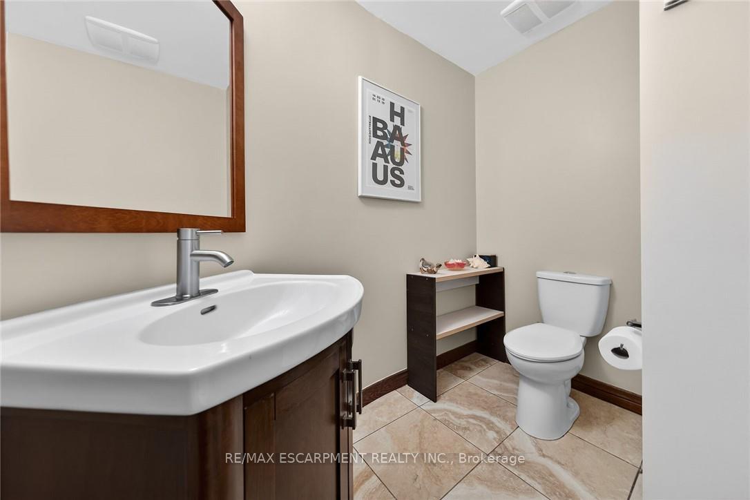 Photo 17 of 6 Regal Drive, Hamilton, Rushdale — HOMEH