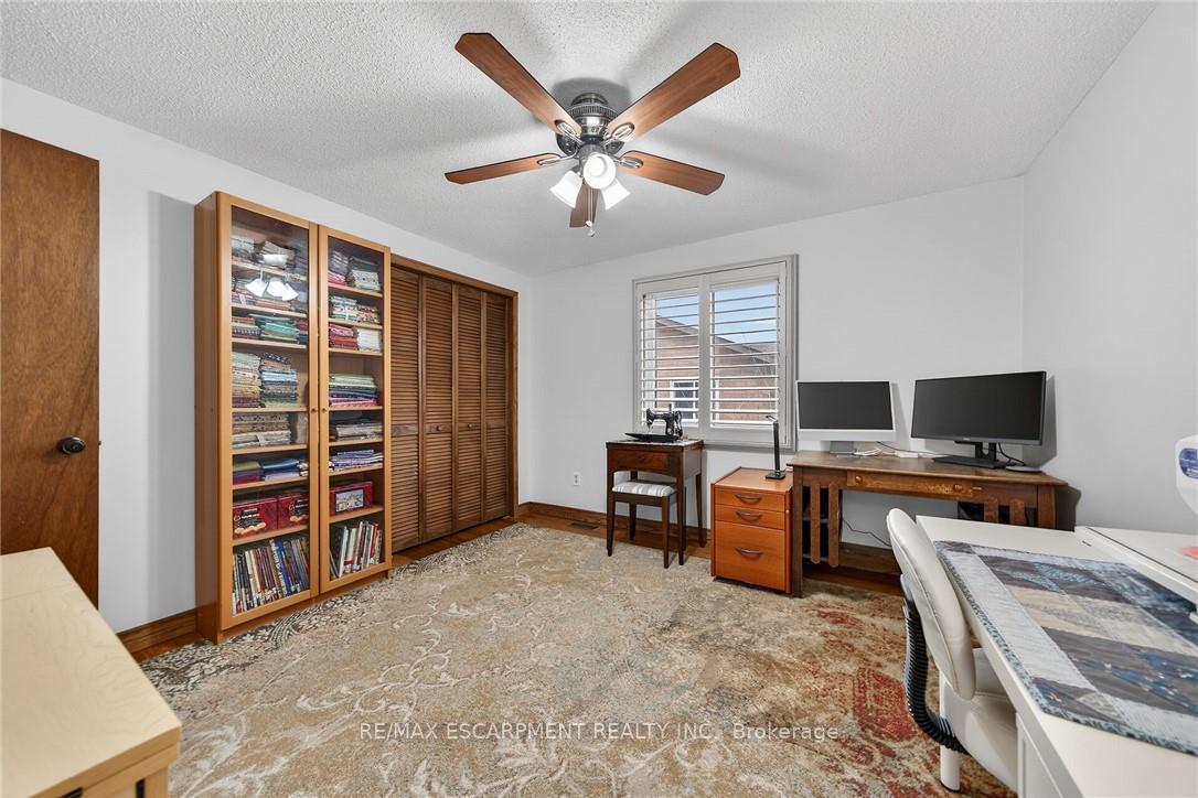Photo 23 of 6 Regal Drive, Hamilton, Rushdale — HOMEH